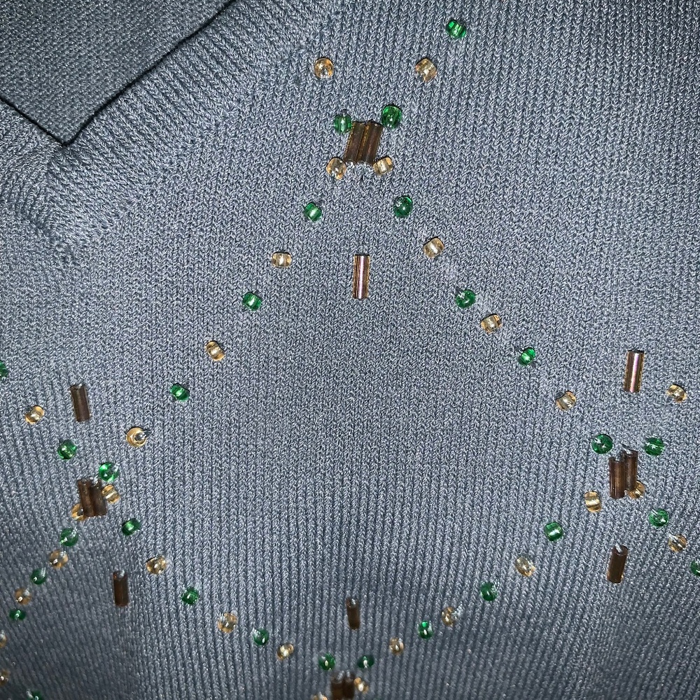 V Neck Shell - Picture 3 of 5